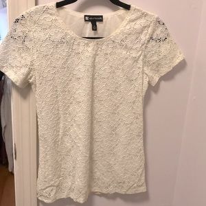 White lace top!!